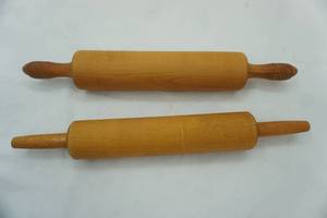 lot 631 image: Rolling pins