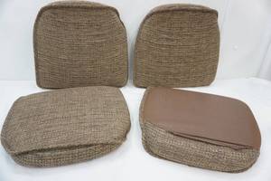 lot 700 image: (4ct) Seat Pads For Dining Room Table