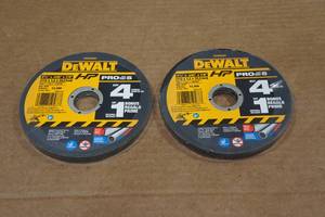 lot 31 image: 2 DeWalt 5-Packs Metal Cut Off Discs