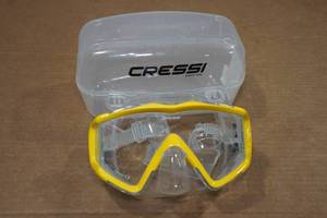 lot 79 image: Cressi Pano 3 Mask