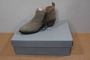 lot 92 image: Vionic Womens Cecily Suede Ankle Boots - Size 5