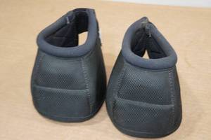 lot 93 image: Professionals Choice Bell Boots - XL