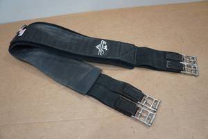 lot 94 image: Professionals Choice Girth - 48
