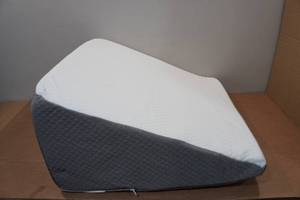 lot 108 image: Wedge Pillow - 24x24x12