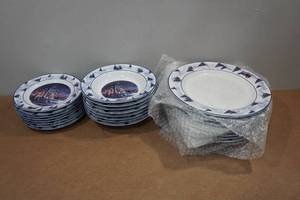 lot 136 image: Terry Redlin 1992 Winter Wonderland Tableware Set