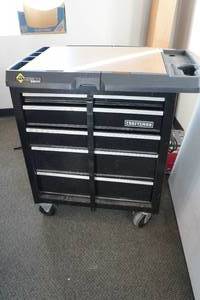 lot 139 image: Craftsman Rolling Tool Box