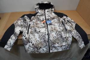 lot 164 image: Clam Icearmor Jacket with Motion Float - Medium