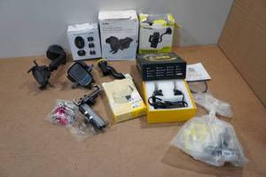 lot 262 image: Phone Mounts