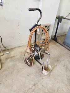 lot 957 image: Wagner 505 Airless Paint Sprayer