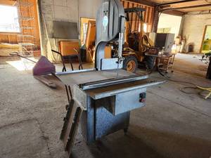 lot 959 image: Biro Model 3334 Commercial Meat Slicer