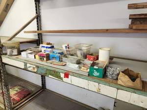 lot 988 image: Hardware - Screws, Nails (assorted)