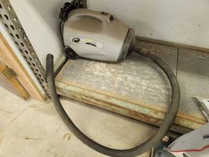 lot 999 image: Pro Vac Household Canister Vacuum