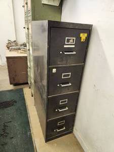 lot 998 image: Metal File Cabinet 4-drawer