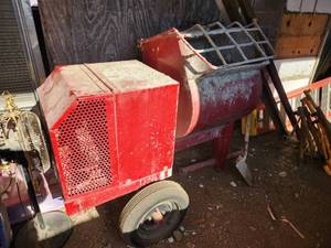 lot 947 image: Cement Mixer