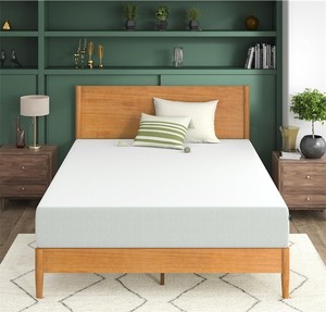 lot 1 image: Zinus King 10 Mattress