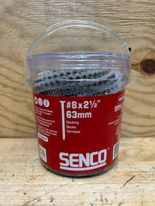 lot 33 image: Senco DuraSpin No. 8 Sizes X 2-12 in. L Square Square Head Deck Screws 800 pk