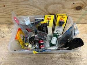 lot 58 image: Various Items