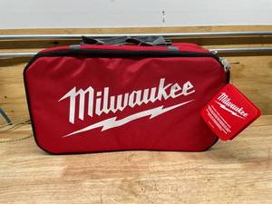 lot 144 image: Milwaukee Vacuum Tool Bag
