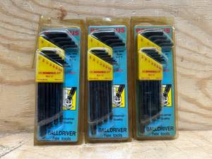 lot 179 image: Bondhus HexKeySt, L, 2 2132 in to 6 in 10936 (lot of 3)