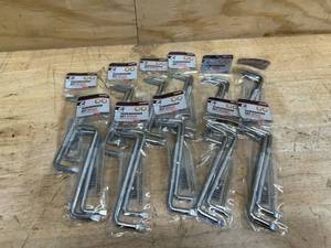 lot 184 image: Offset Screwdriver Set 2 Piece (lot of 11)
