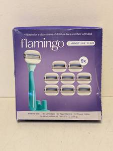 lot 55 image: FLAMINGO SHAVE KIT