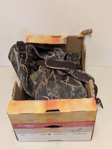 lot 162 image: FROGG TOGGS WADERS