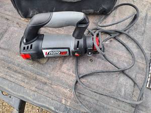 lot 11 image: Roto Zip RZ5 By Bosch