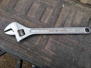 lot 18 image: 24 Pittsburgh Cresent Wrench