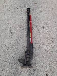 lot 43 image: Handy Man Jack