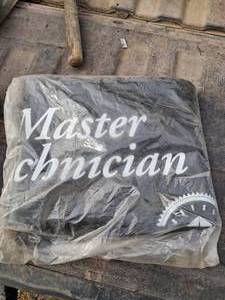 lot 14 image: Master Mechanic Fender CoverGuard