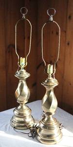 lot 0004 image: Pair of Decorative Brass Table Lamps with Original Finials