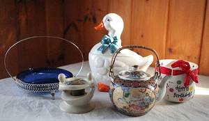 lot 0017 image: Multiple Home Decor Items