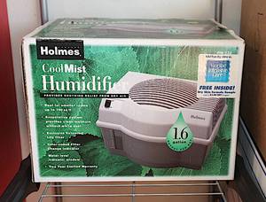 lot 0027 image: Humidifier Bundle