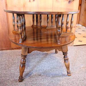 lot 0046 image: Ethan Allen Lazy Susan Rotating Table