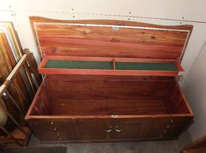 lot 0092 image: Lane Cedar Chest - Princess Line by Lane - Made in USA