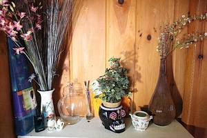 lot 0150 image: Shelf Lot #1 - Multiple items in one lot - See Pic