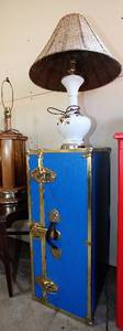 lot 0101 image: Table Lamp and Trunk - Retro Cool - With Shade