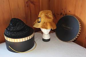 lot 0122 image: RETRO FASHION ATTIC FIND - 60s Mod Hats with Hat Box - Historical WI Find - Lot #2