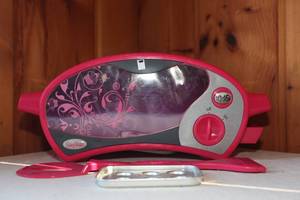 lot 0149 image: Easy Bake Oven - Kids Toy