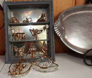 lot 0173 image: Shelf Lot #24 - Multiple items in one lot - Some Christmas - See Pic