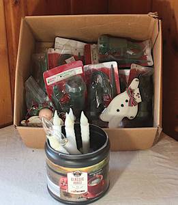 lot 0225 image: CHRISTMAS MYSTERY BOX - Book Box #10