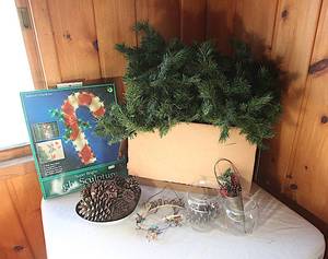 lot 0259 image: CHRISTMAS BUNDLE - Multiple Items #1