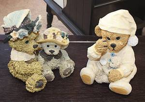 lot 0260 image: CHRISTMAS BUNDLE - Multiple Items #2