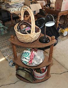 lot 0270 image: Home Decor Bundle #5 with Furniture