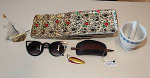 lot 0295 image: Vintage Bundle
