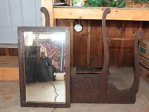 lot 0297 image: Antique Dresser Mirror with Stand