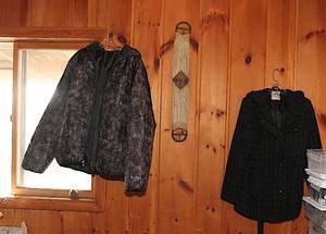 lot 0304 image: Coats and Macrame Horse Girth Strap