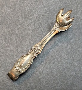 lot 141A image: K - Vintage Sterling Silver Ornate Claw Foot Tongs