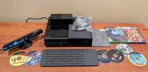 lot 167 image: LL - Xbox One Console Bundle with Kinect, Power Supply, Keyboard, Games and Accessories