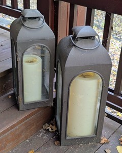lot 169 image: FY - Pair of Heavy Iron Lanterns with Glass Panels and Candles